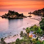 Penthouse Sea View With Terrace Giardini Naxos