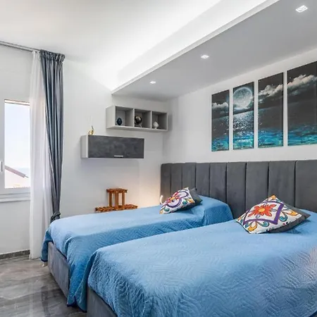 Luxury Penthouse Sea View With Terrace Apartment *